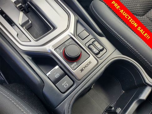 Used 2023 Subaru Forester Premium image 34