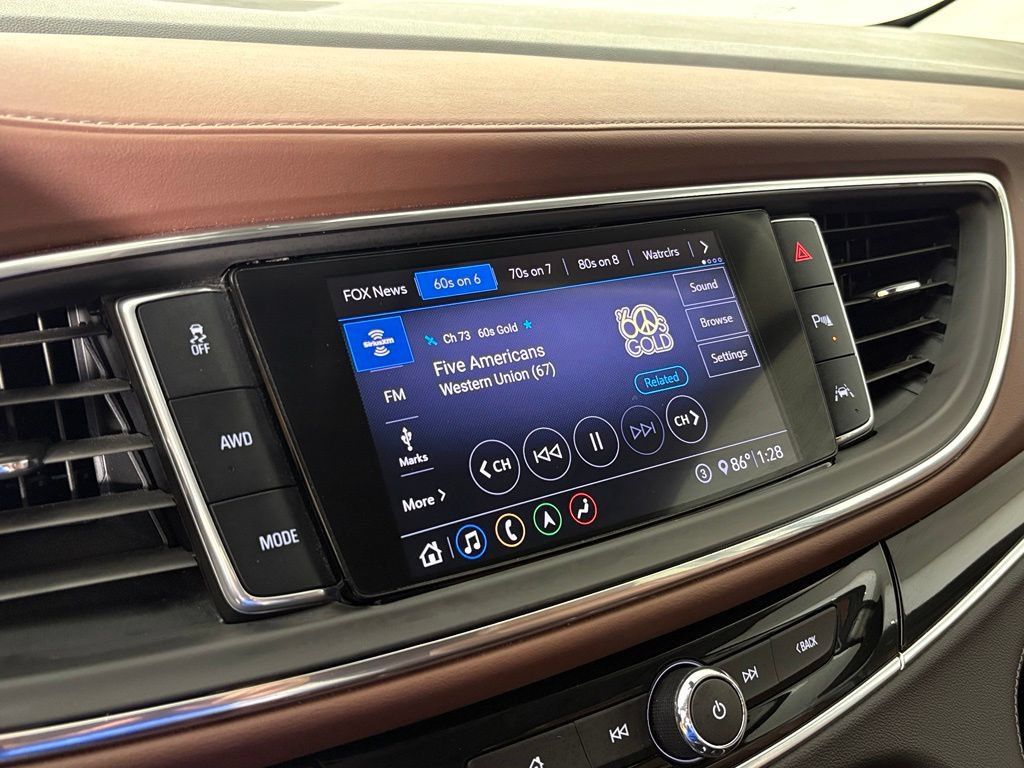 Used 2020 Buick Enclave Avenir w/ Avenir Technology Package AWD/4WD image 26