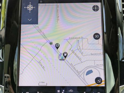 Used 2017 Volvo XC90 T6 Momentum w/ Vision Package image 31