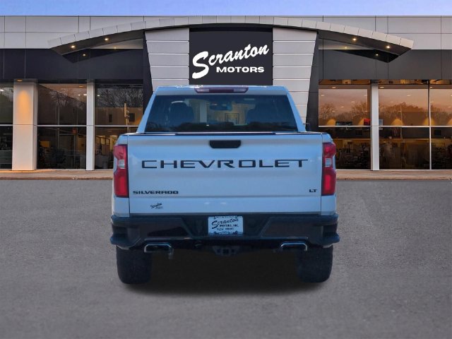 Used 2022 Chevrolet Silverado 1500 LT Trail Boss w/ Bed Protection Package AWD/4WD image 4