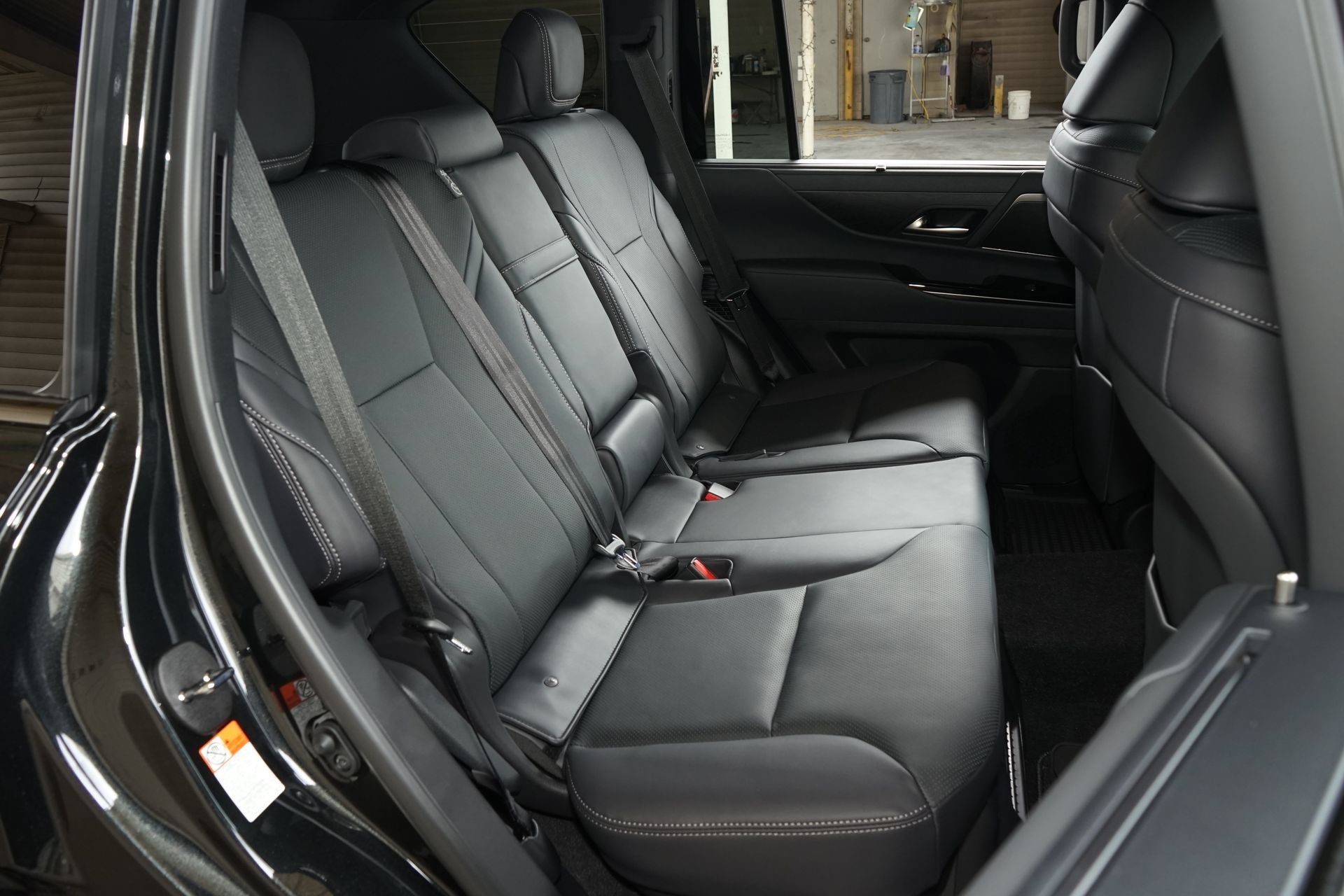 Used 2026 Lexus LX 700h Luxury AWD/4WD image 22