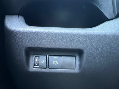 Used 2021 Toyota RAV4 XLE w/ Carpet Mat Package (TMS) AWD/4WD image 20