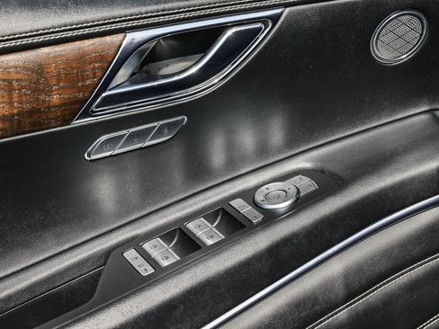 Used 2024 Genesis GV80 3.5T image 22