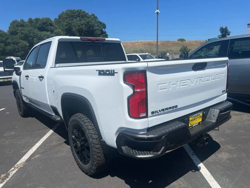 New 2026 Chevrolet Silverado 2500 LTZ w/ LTZ Plus Package AWD/4WD image 7