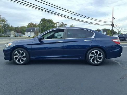 Used 2016 Honda Accord EX image 6