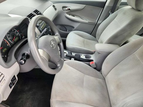 Used 2010 Toyota Corolla LE image 13