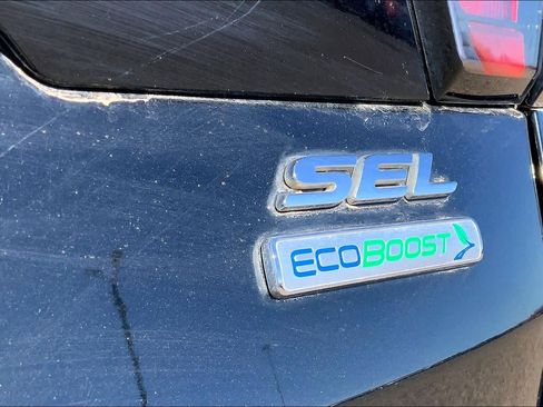 Used 2018 Ford Escape SEL image 9