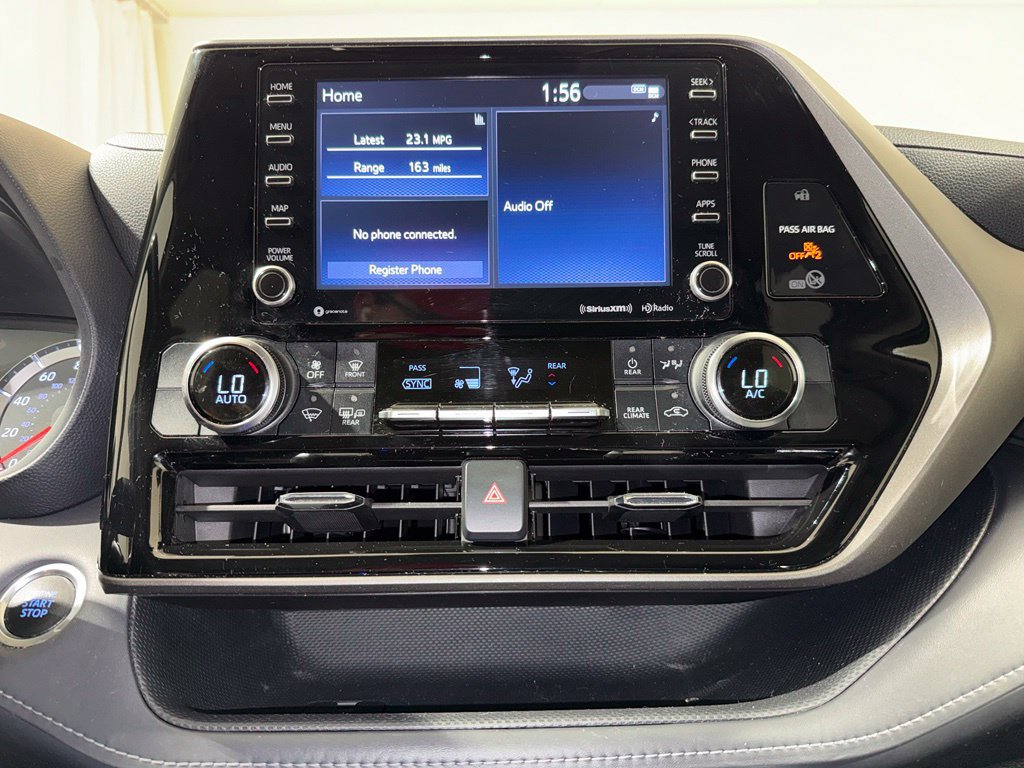 Used 2021 Toyota Highlander LE AWD/4WD image 27