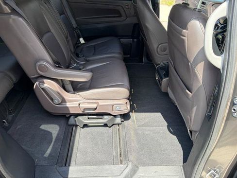 Used 2019 Honda Odyssey EX-L image 18