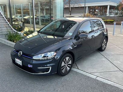 Used 2019 Volkswagen e-Golf SE w/ Driver Assistance Package