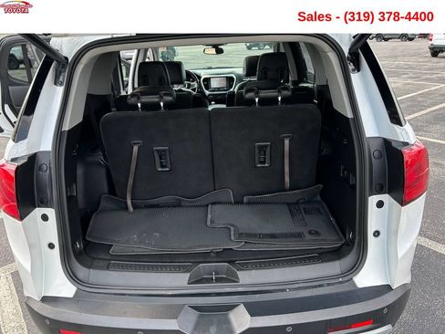 Used 2019 GMC Acadia SLT AWD/4WD image 21