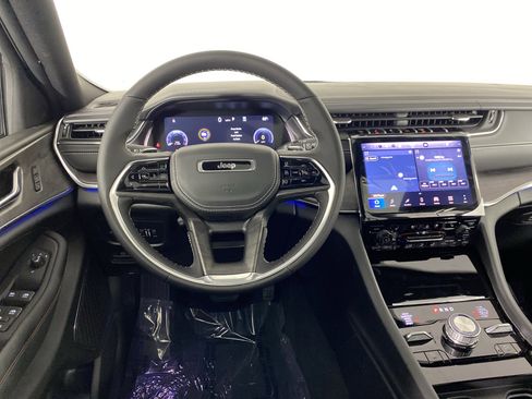 Used 2025 Jeep Grand Cherokee L Overland w/ Trailer Tow Package image 46