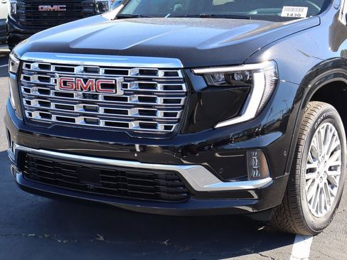 New 2026 GMC Acadia Denali w/ Super Cruise Package image 4