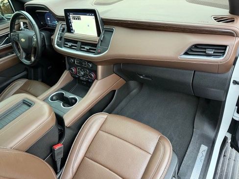 Certified 2024 Chevrolet Suburban High Country image 19
