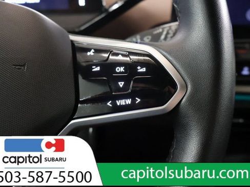 Used 2023 Volkswagen ID.4 Pro AWD/4WD image 18