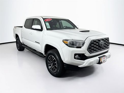 Certified 2023 Toyota Tacoma TRD Sport w/ TRD Premium Sport Package AWD/4WD image 10