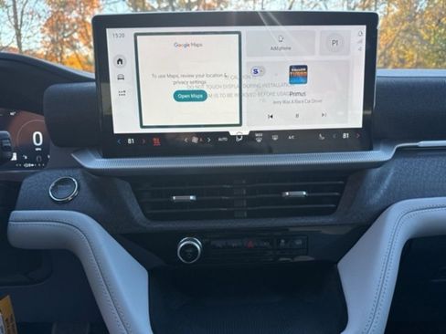 New 2026 Ford Explorer Platinum w/ LUX Leather Package image 15