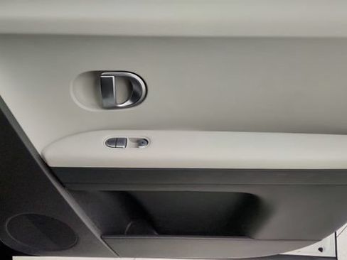 Used 2024 Hyundai Ioniq 5 SE RWD image 37