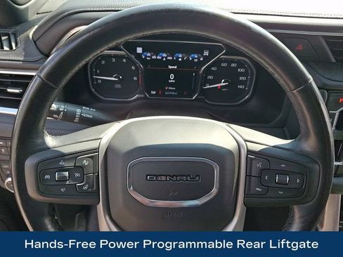 Used 2021 GMC Yukon XL Denali AWD/4WD image 4
