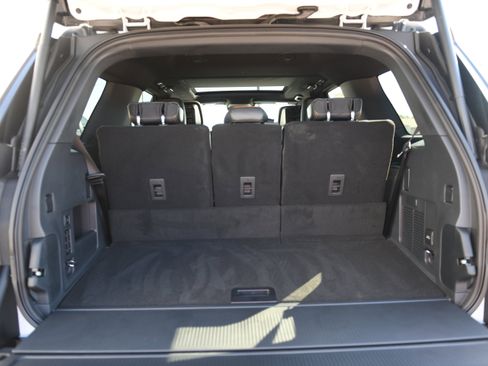 New 2026 Ford Expedition Tremor image 16