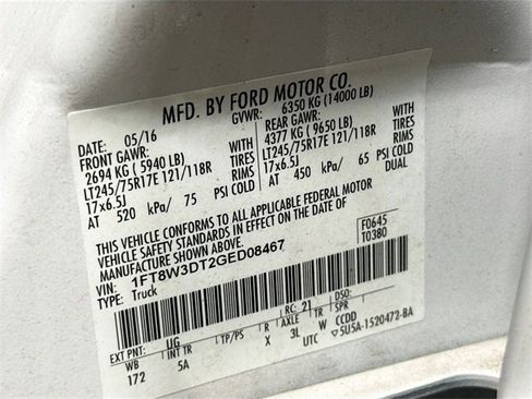 Used 2016 Ford F350 Lariat w/ Lariat Ultimate Package image 32