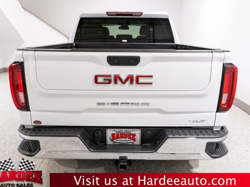 Used 2025 GMC Sierra 1500 SLT AWD/4WD image 4