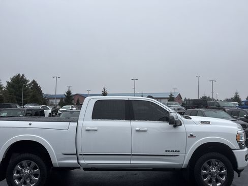 Used 2023 RAM 2500 Limited image 11