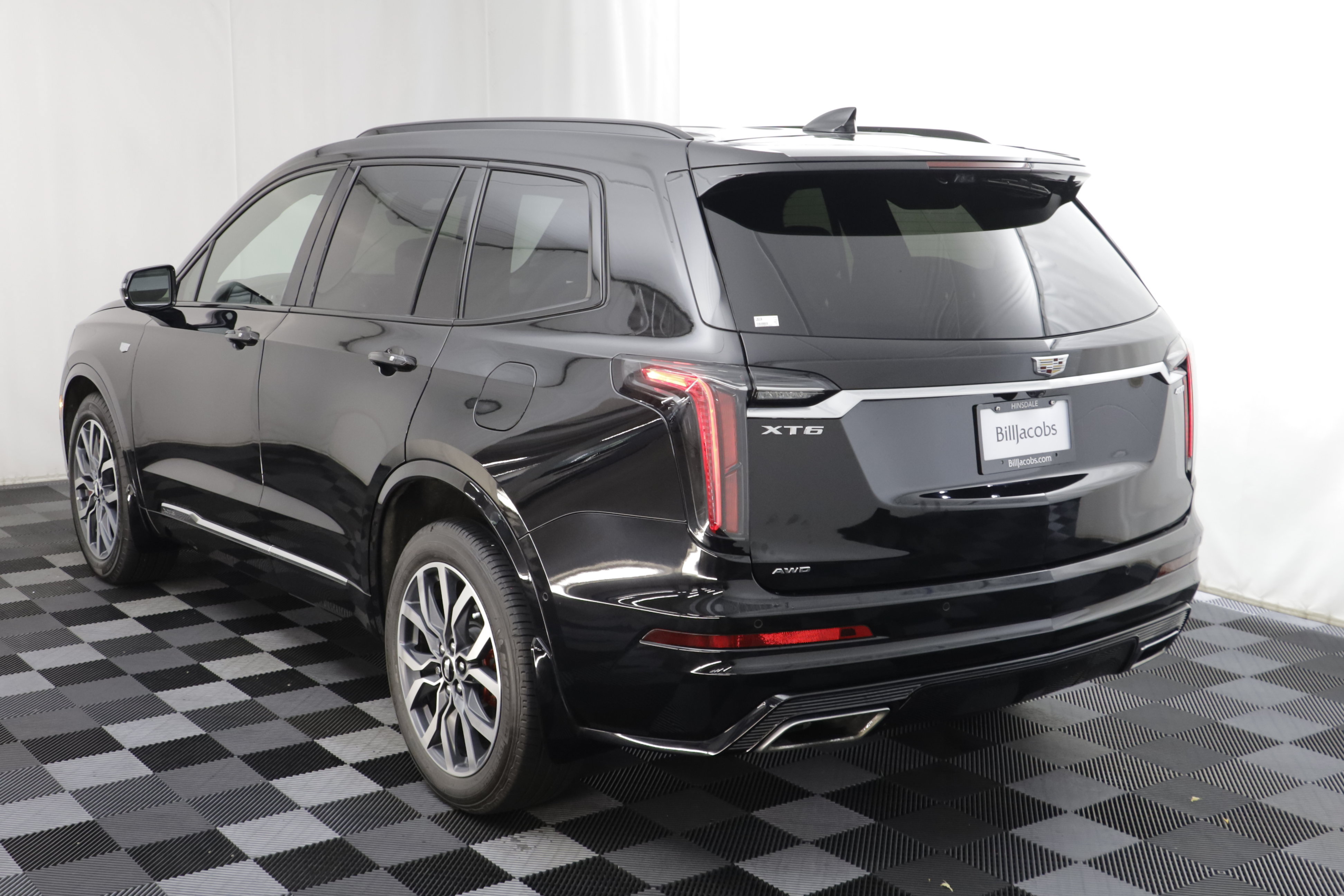 Used 2023 Cadillac XT6 Sport w/ Technology Package AWD/4WD image 17