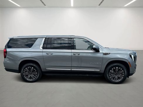Used 2026 GMC Yukon XL Elevation AWD/4WD image 5