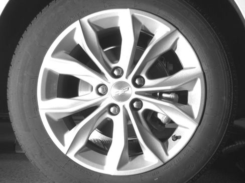 Used 2025 Chevrolet Malibu LT FWD image 29