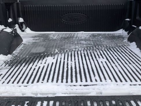 Certified 2025 Ford F350 XLT image 17