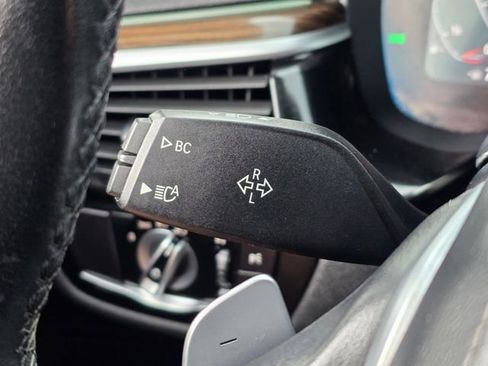 Used 2020 BMW 540i w/ Executive Package image 43