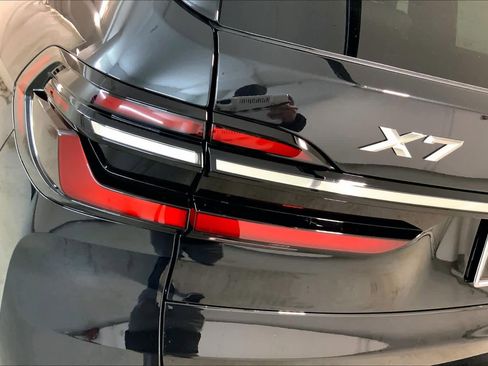 New 2026 BMW X7 xDrive40i w/ Premium Package image 14