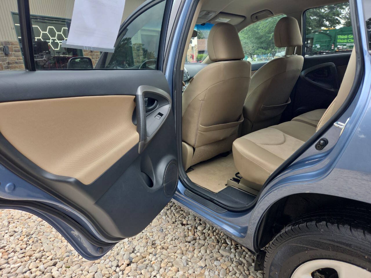Used 2012 Toyota RAV4 FWD w/ Value Pkg image 16