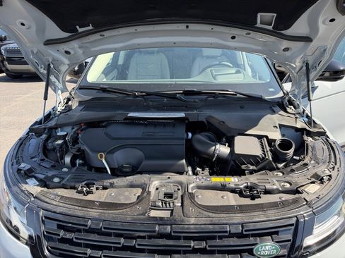 Used 2024 Land Rover Range Rover Evoque S image 16