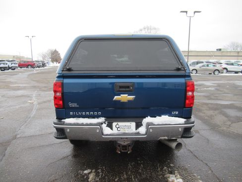Used 2017 Chevrolet Silverado 3500 LTZ w/ Duramax Plus Package image 6
