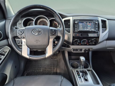 Used 2015 Toyota Tacoma PreRunner w/ TRD Sport Package RWD image 42