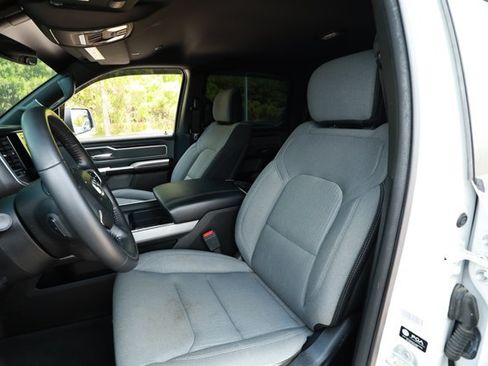 Used 2021 RAM 1500 Big Horn AWD/4WD image 23