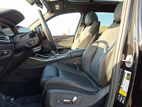 Certified 2022 BMW X5 xDrive40i w/ Climate Comfort Package image 14