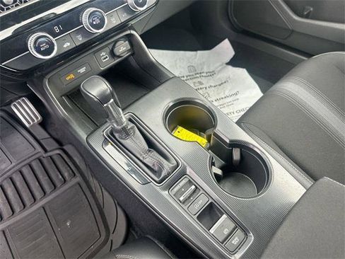 Used 2024 Honda Civic Sport image 27