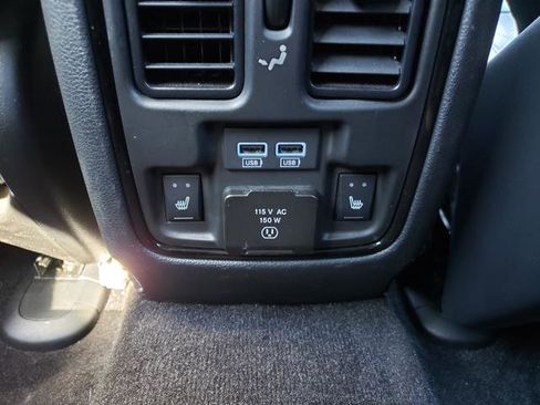 Used 2022 Dodge Durango R/T w/ Trailer Tow Group IV image 13