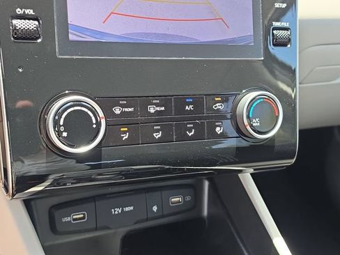 Used 2023 Hyundai Tucson SEL FWD image 25