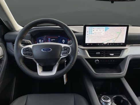 New 2026 Ford Explorer Active w/ Active Comfort Package image 5