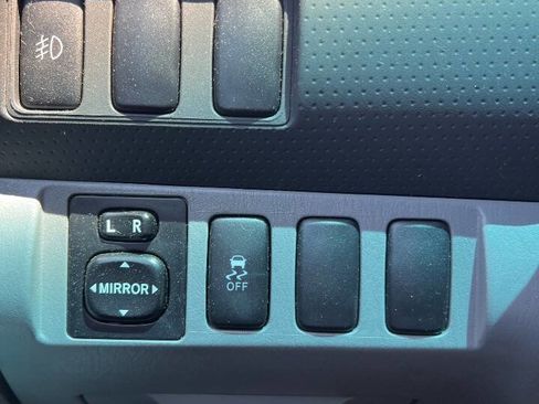 Used 2015 Toyota Tacoma PreRunner w/ SR5 Package RWD image 20