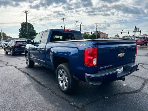 Used 2017 Chevrolet Silverado 1500 LTZ Z71 w/ LTZ Plus Package AWD/4WD image 6