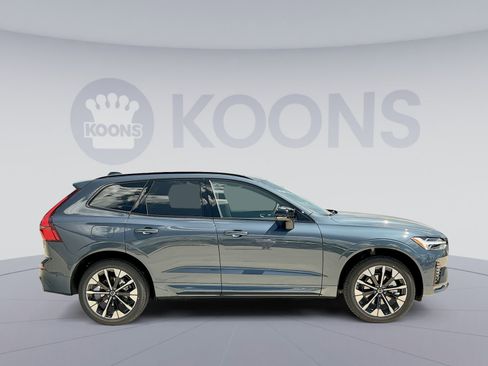 New 2026 Volvo XC60 B5 Plus w/ Protection Package Premier image 8