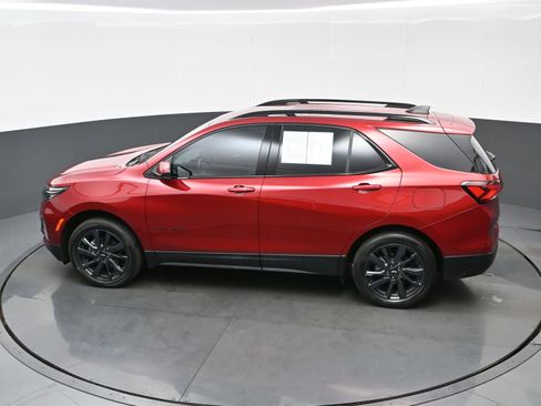 Used 2023 Chevrolet Equinox RS image 31