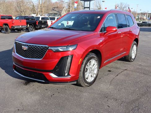 Used 2024 Cadillac XT6 Luxury w/ LPO, Floor Liner Package image 36