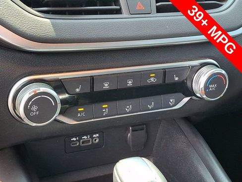 Used 2021 Nissan Altima 2.5 SR w/ SR Premium Package FWD image 15