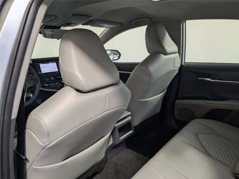 Certified 2022 Toyota Camry SE image 31